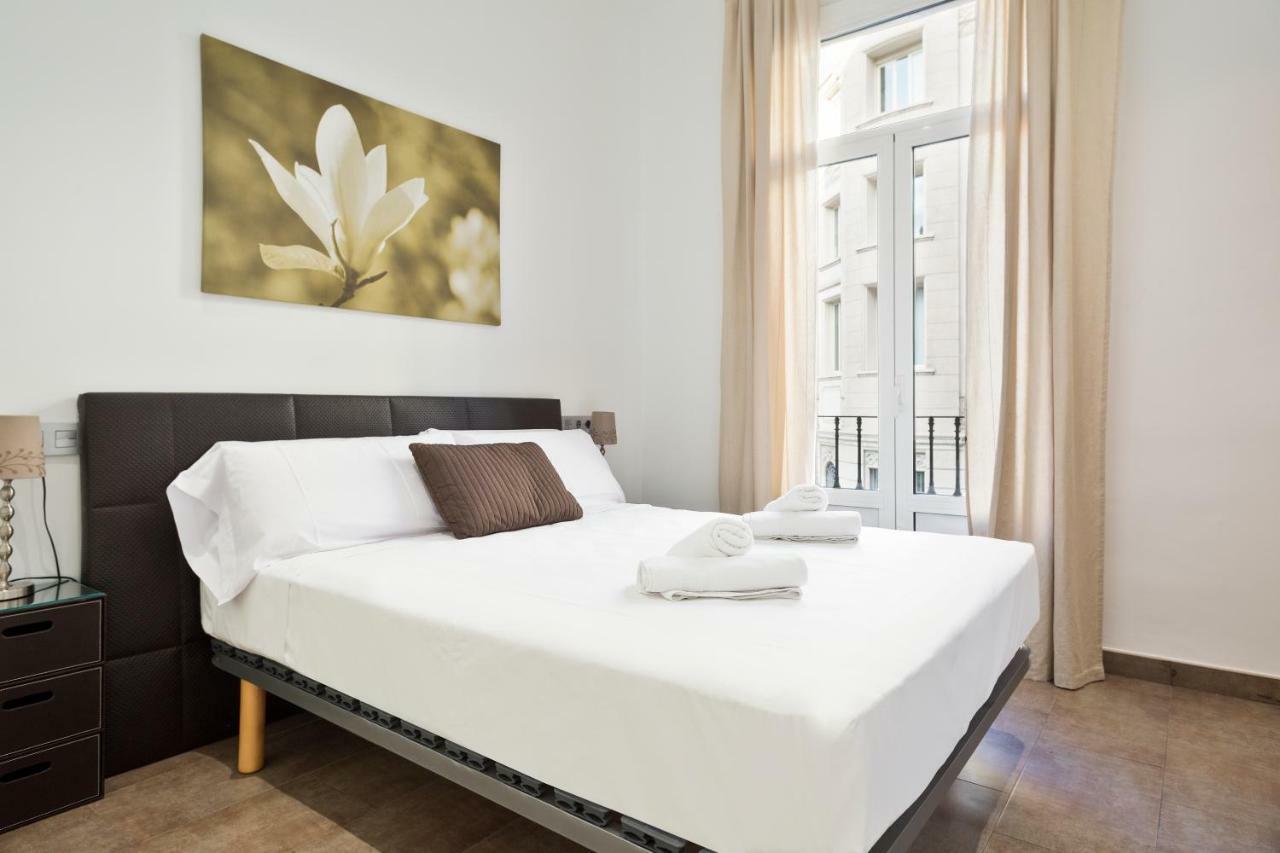 Stay U-Nique Apartments Eixample Center Barselona Dış mekan fotoğraf