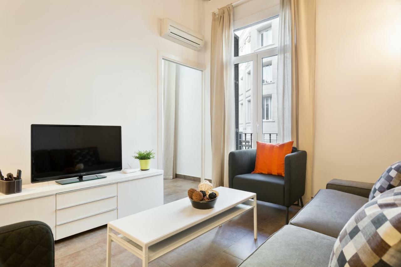 Stay U-Nique Apartments Eixample Center Barselona Dış mekan fotoğraf